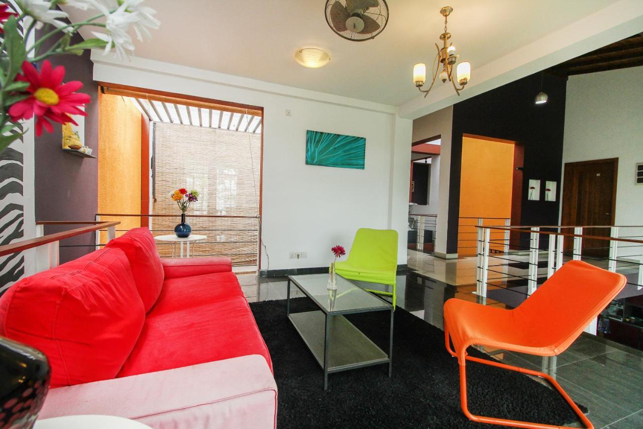 Oyo 437 Amali Residence 努格古达 外观 照片